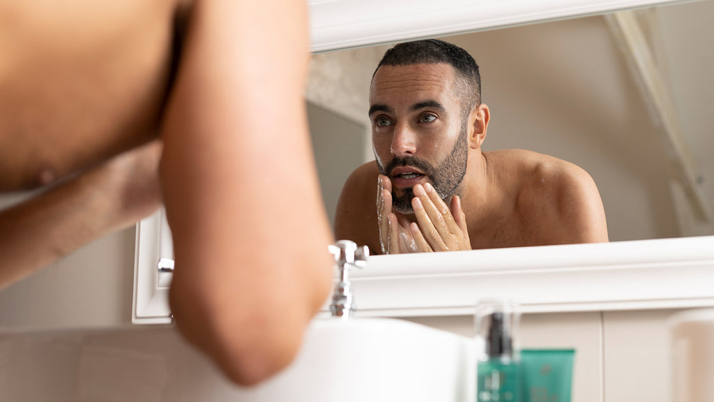 MESSY IS NOT MASCULINE: WHY GOOD GROOMING BOOSTS YOUR CONFIDENCE AND HOW TO DO IT